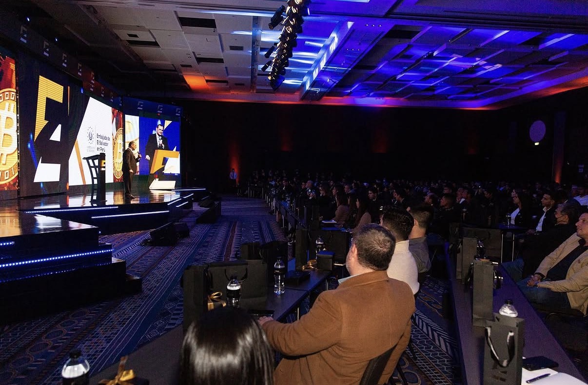 Evento corporativo — cobertura visual